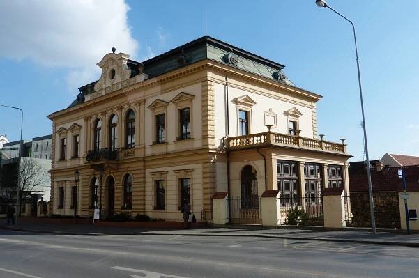 28 Duslova vila - Oficiální stránky města Beroun