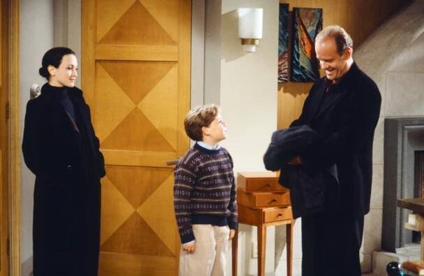‘Frasier’: Bebe Neuwirth To Reprise Lilith Role In Paramount+ Sequel Series