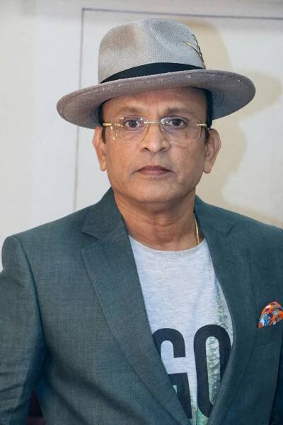 Annu Kapoor - Wikipedia