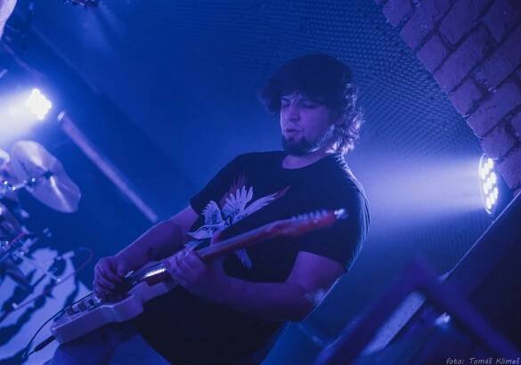 Crossover party! Rock 'n' Metal Show, 15 Minut Music Club, Olomouc - Kervežekson | Crossover Prostějov