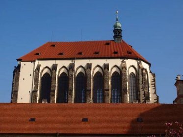 Soubor:Praha kostel Panny Marie Sněžné klenba.JPG – Wikipedie