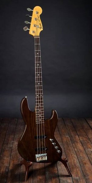 Fender 1990 Jazz Bass JBR-800 Walnut