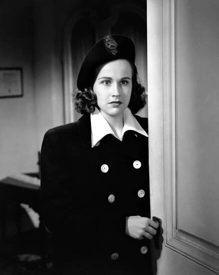 THE SEVENTH VICTIM, Kim Hunter, 1943