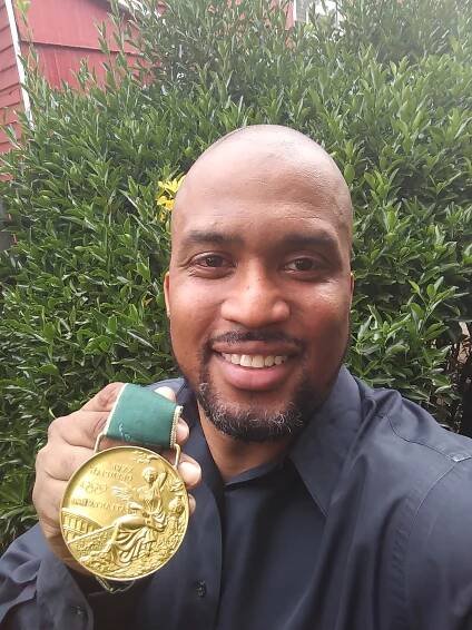 Derrick Adkins – Wikipedie