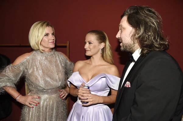 Takhle nadupaný dekolt snad ještě nepředvedla: Stříbrná SuperStar Šárka Vaňková byla ve večerní róbě nádherná