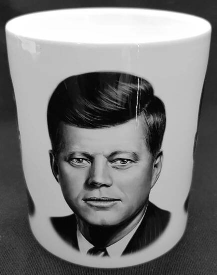 Hrnek J. F. Kennedy