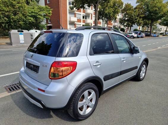Auto - Auta z dovozu | Nabídka vozů | Suzuki SX4 1,6 VVT 4x4 CLUB benzín 88kw