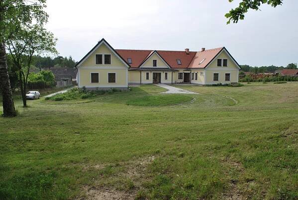 Ubytování v apartmánech, Chalupa U lesa, Třeboňsko Klec Chalupa U lesa • Firmy.cz