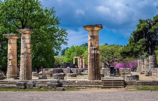 Olympia - Delphi - 2 Days Tour