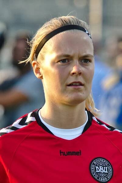 Sarah Dyrehauge Hansen - Wikipedia