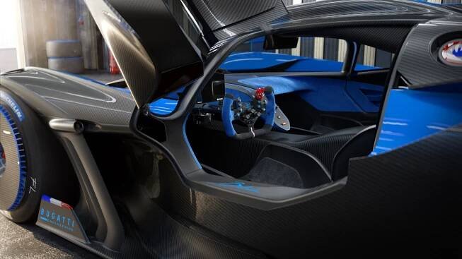 Bugatti vyrobilo auto pro nadšence. Překoná 500 km/h, na okruhu je téměř nedostižné