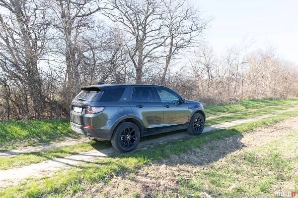 LandRoverDiscSport-11