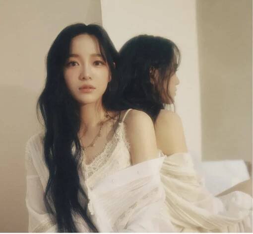 With Her New Album Kim Sejeong Opens Doors To The World Beyond