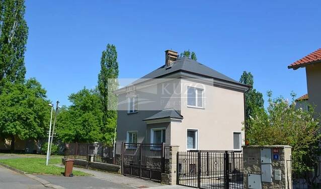 Prodej samostatného rodinného domu 5+2, 223 m2, Praha Uhříněves | Reality.iDNES.cz 