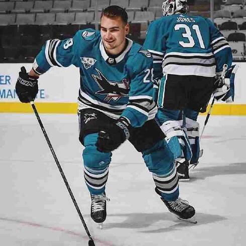 Timo Meier girlfriend
