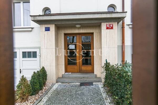 Pronájem bytu 2+kk, 49 m2, Praha 6 - Dejvice | Luxent
