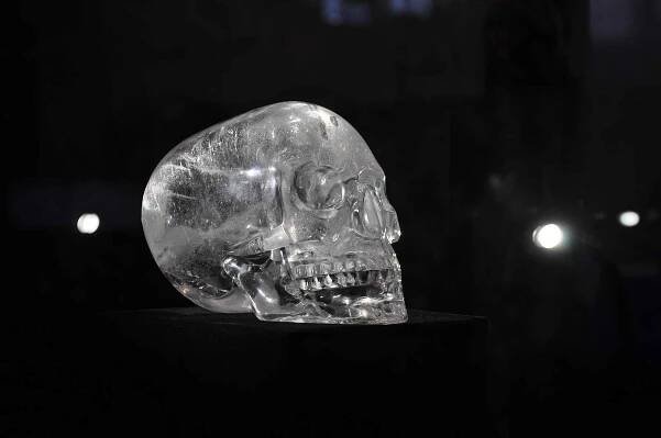 Na zámku Kozel probíhá unikátní výstava Největší záhady a tajemství světa