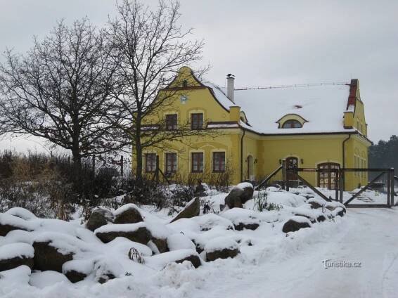 Rodinný domek před Skaličany
