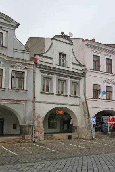 Soubor:Měšťanský dům, Jaroměř, náměstí Československé armády 54.JPG – Wikipedie