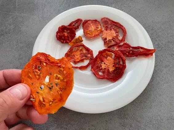 Rajčatové chipsy