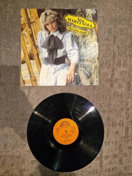 LP Věra Martinová - Dál jen vejdi - Hudba