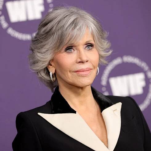 Jane Fonda says she conducted a ‘life review’ before 60th birthday: ‘Realised I was approaching my final act’