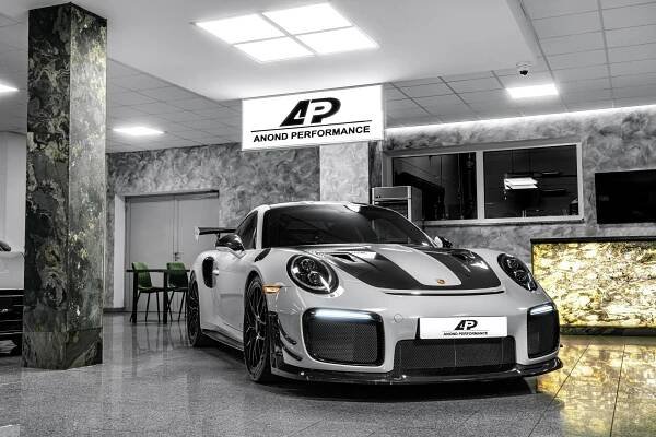 Porsche 911 GT2 RS/WEISSACH/CARBON/MAGNESI