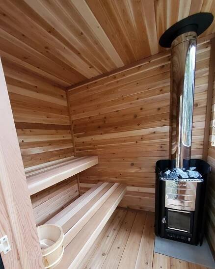 Throwback to one of the first saunas I ever designed: the Värme. 🔥

When I started SaunaBuilder, I wanted to crea… in 2025 | Warm feeling, Western red cedar, Outdoor sauna
