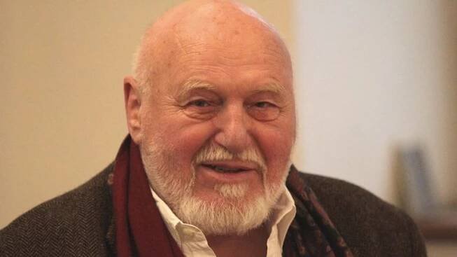 Zemřel sochař Jan Koblasa
