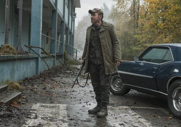 Falling Skies - Pope Breaks Bad - Z filmu - Will Patton