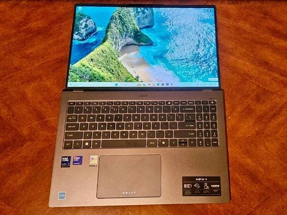 Acer Swift Go 16 (2025)