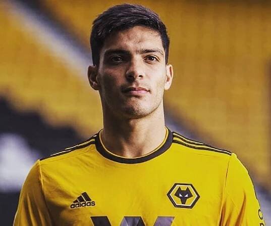 Raúl Jiménez Biography - Facts, Childhood, Family Life & Achievements