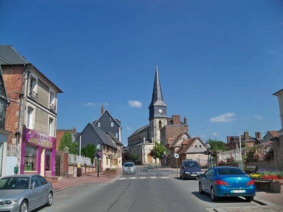 Soubor:Église de Livarot.jpg – Wikipedie