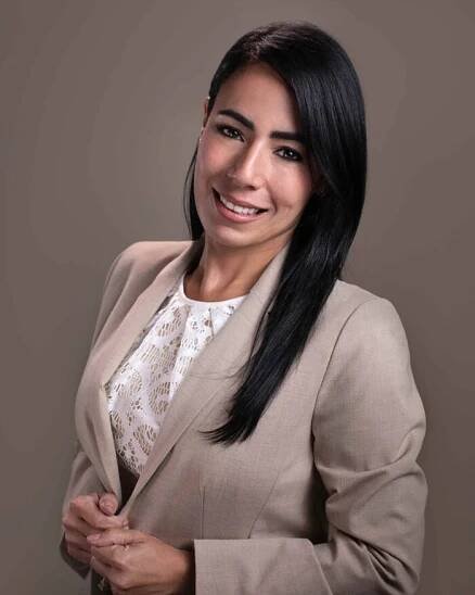 María Morales