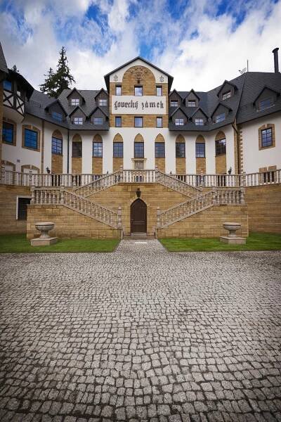 ZÁMEK LUŽEC - Nejdek - Lužec | Západní Čechy | firotravel.cz - Cestovní kancelář