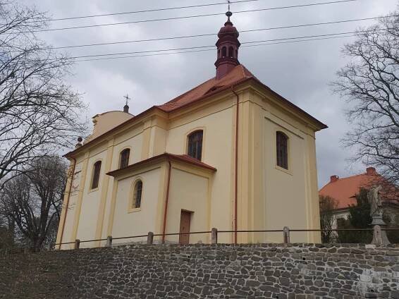 Römisch katholische Pfarrgemeinde Dlažkovice/Dlaschkovic - Wallfahrtsort & Jugendbegegnungszentrum Mariánské Radčice