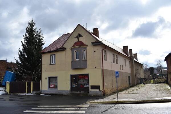 OBRAZEM: Proměny města Jesenice. Víte, podle čeho dostalo název?