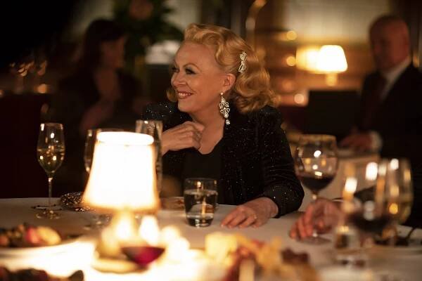 Rozkvět - Blip - Z filmu - Jacki Weaver