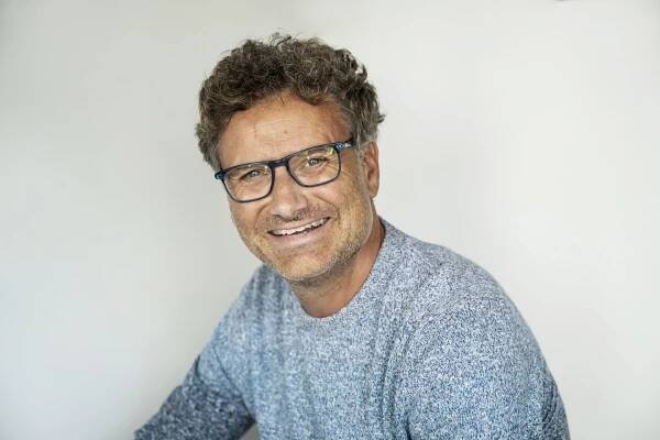 Ženy to mají těžší. Být chlapem je snazší, říká spisovatel Patrik Hartl