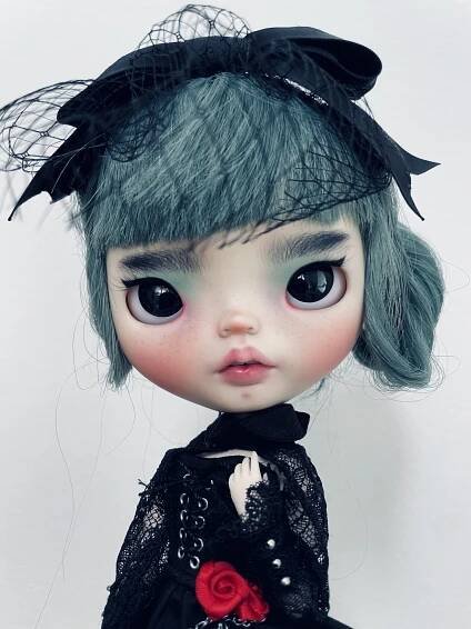 Doll "Silent Lucretia” - Image 16