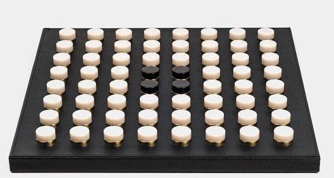 Luxusní desková hra Reversi v koženém provedení