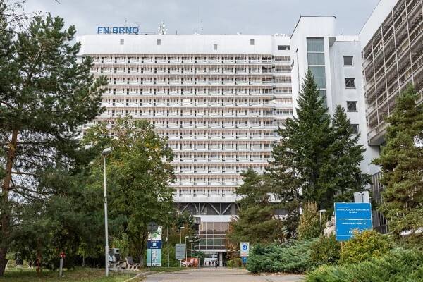 BRNO – FAKULTNÍ NEMOCNICE BRNO BOHUNICE – KAPACITA NAPLNĚNA — Den architektury Archív