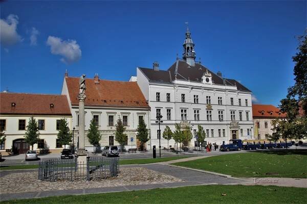 Valtice - radnice - Dům, budova