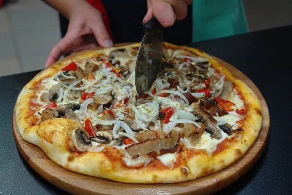 Kebab LIB Pizza | OC Nisa Liberec
