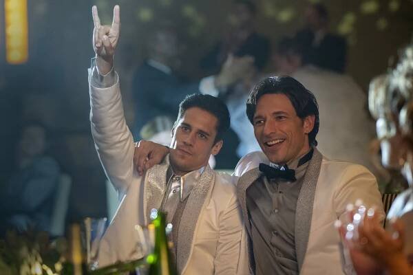 Martiño Rivas, Andrés Velencoso - Nacho - Adicto, o algo así - Z filmu
