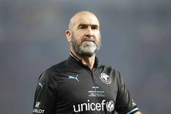 Cantona se pustil do majitelů Manchesteru United. Ineos se snaží vše zničit, vzkázal