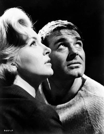 Signpost to Murder - Z filmu - Joanne Woodward, Stuart Whitman