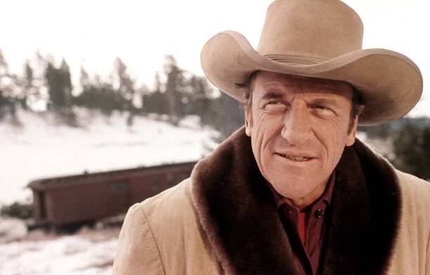GUNSMOKE, James Arness, 1955-1975
