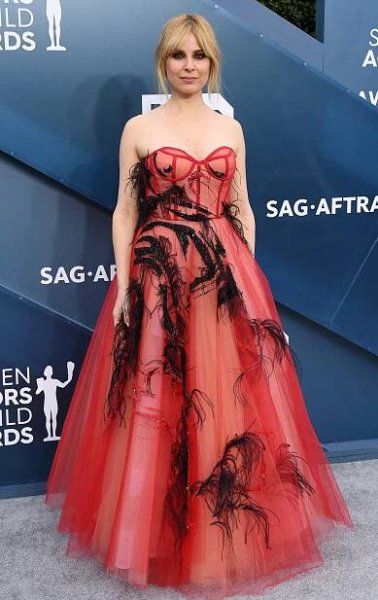 SAG Awards 2020 Red Carpet Fashion: Celebs in Dresses, Gowns