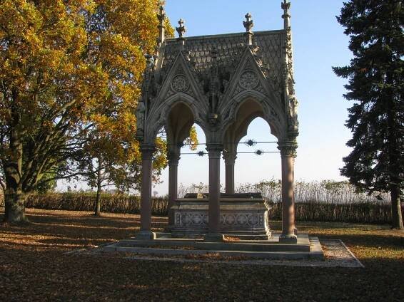 Bojiště bitvy u Hradce Králové 3. 7. 1866 - Historické památky - Hradecko - Všestary